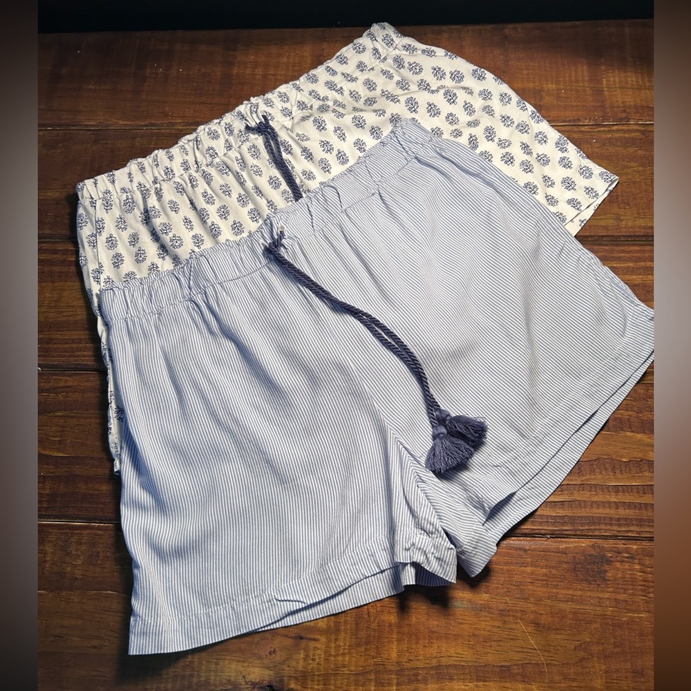 Tahari Lot of 2 Sleepwear / Lounge Shorts NWOT